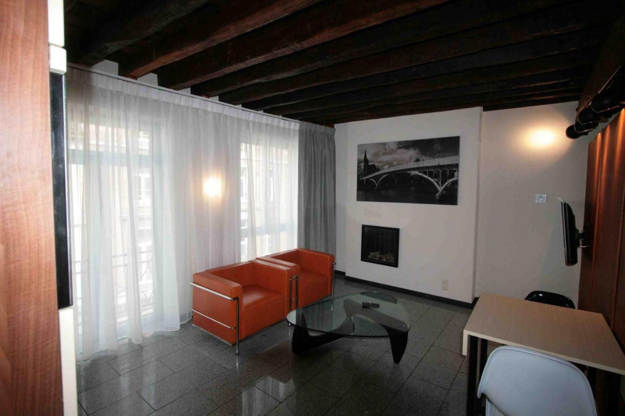 Amosa Liege City Centre Apart Regence 10 Buitenkant foto